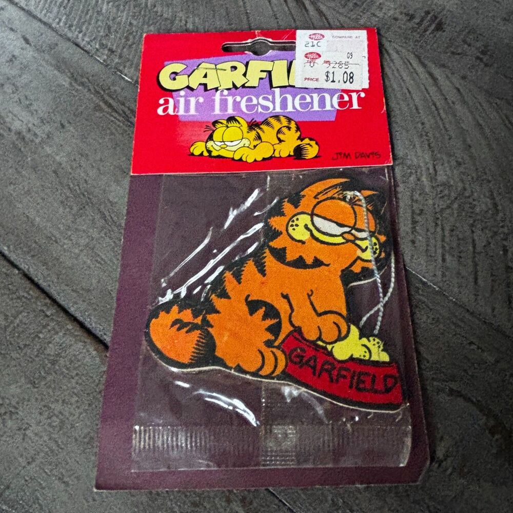 Vintage Jim Davis Garfield Air Freshener Garfield Eating Out Of Food Bowl